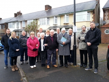 Cllr Birdi with residents on Brackenhurst Road