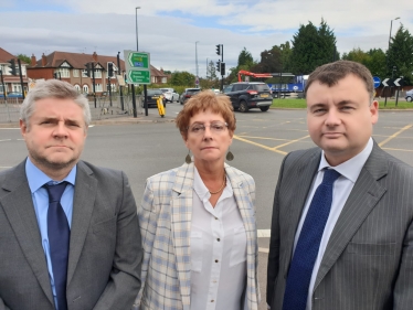 Councillors Peter Male, Julia Lepoidevin and Gary Ridley at Broad Lane