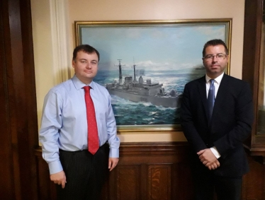 Cllrs Ridley and Andrews with a painting of HMS Coventry D118